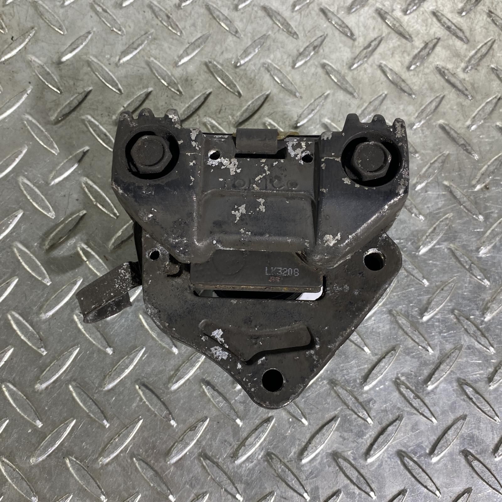 HONDA CB400T/CB250T フロントキャリパー 左 ホンダ [M-250417-5] HONDA CB400T/CB250T フロントキャリパー 左 ホンダ - メルカリ