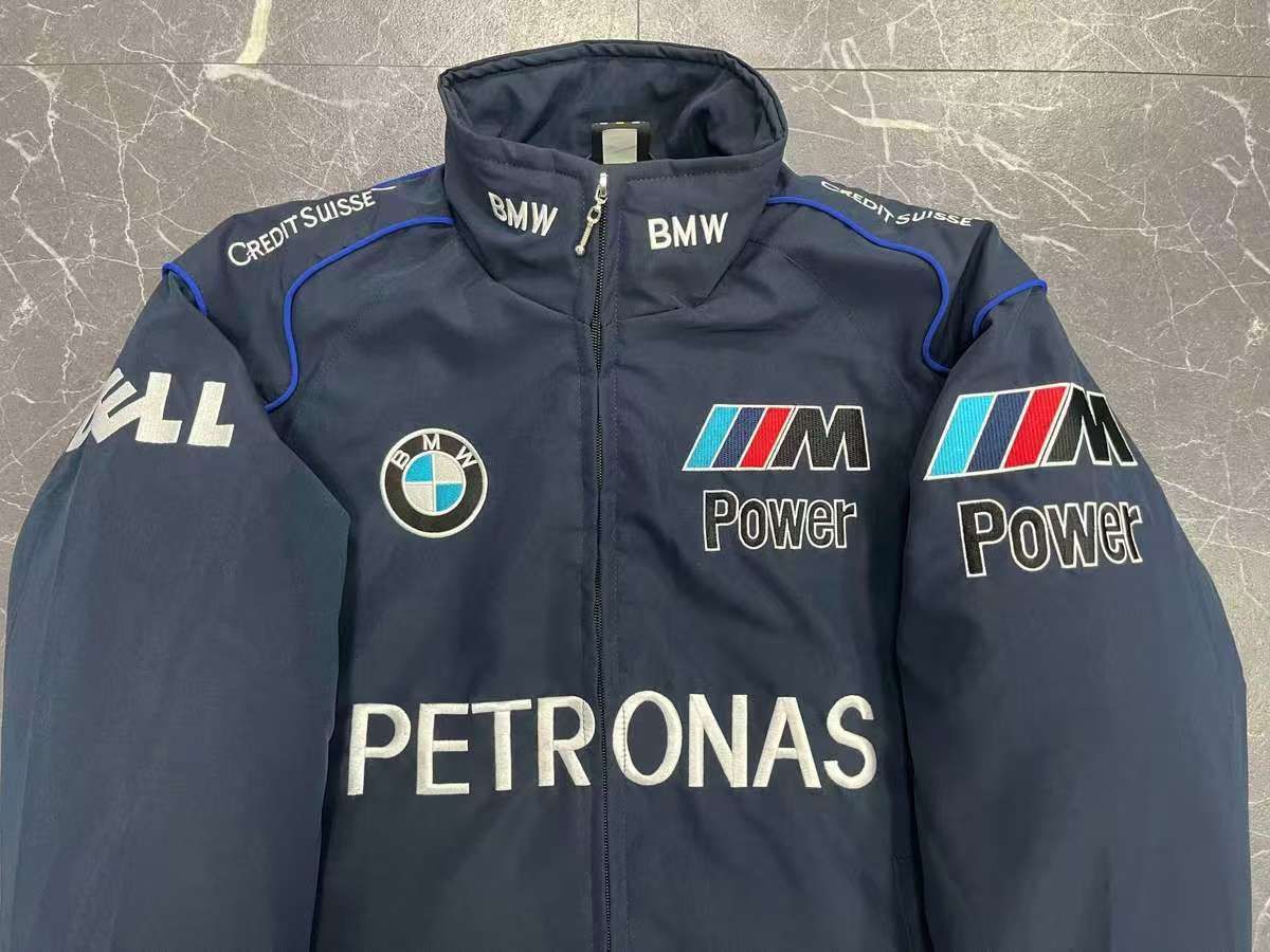 新品未使用 BMW WILL LAMS 刺繍 中綿 F1レーシングジャケット 新品未使用 BMW WILL LAMS 刺繍 中綿 F1レーシングジャケット M