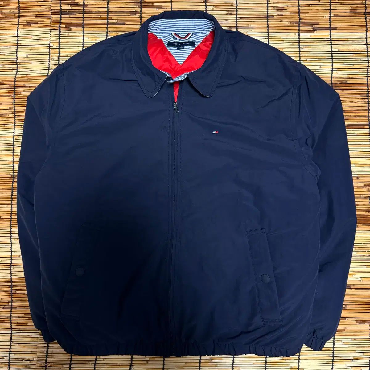 Tommy Hilfiger(トミーヒルフィガー) ネイビー キルティング ブルゾン ジャケット xl