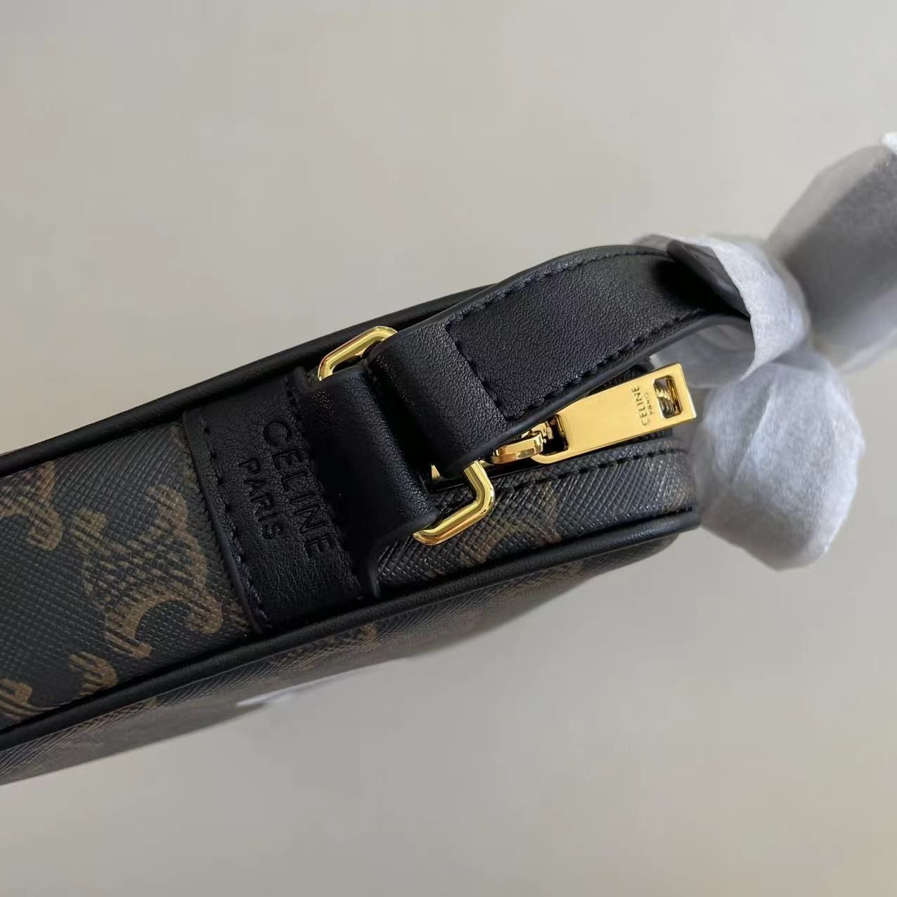 極美品】CELINE セリーヌ カメラバッグ ショルダーバッグ - メルカリ 