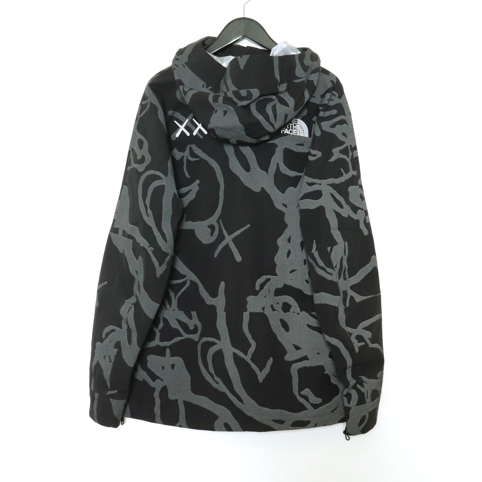 【新品未使用】THE NORTH FACE × KAWS マウンテンジャケット The North Face x KAWS Retro 1986 Mountain Jacket – Extra Butter