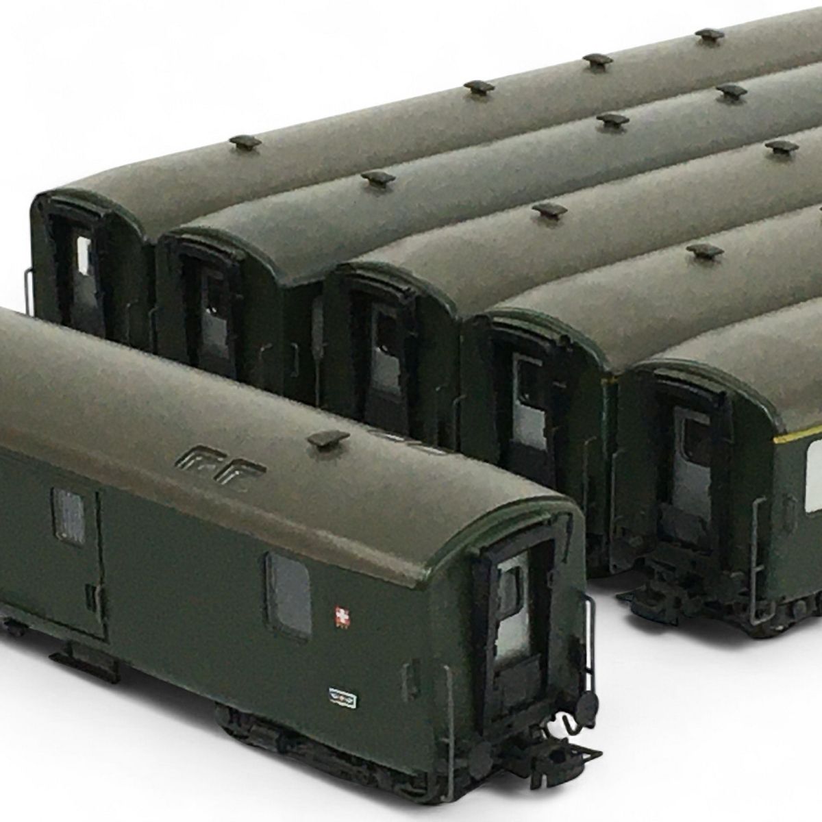 Liliput 877 50 879 50 スイス連邦鉄道 SBB 2等客車 荷物車 6両セット HOゲージ 鉄道模型 N10459825
