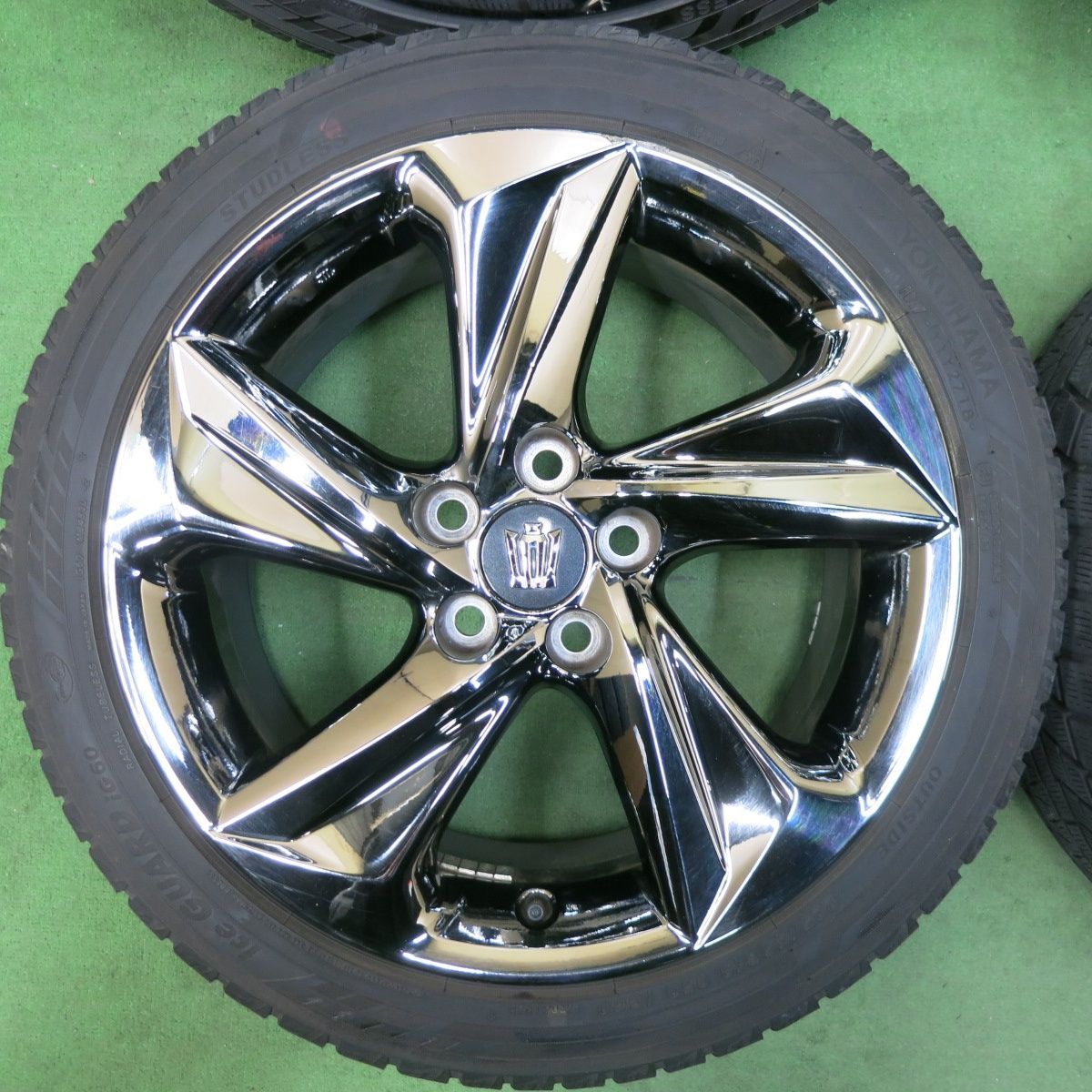 バリ溝】WEDS レオニス SV 18in 7J +47 PCD114.3 ブリヂストン