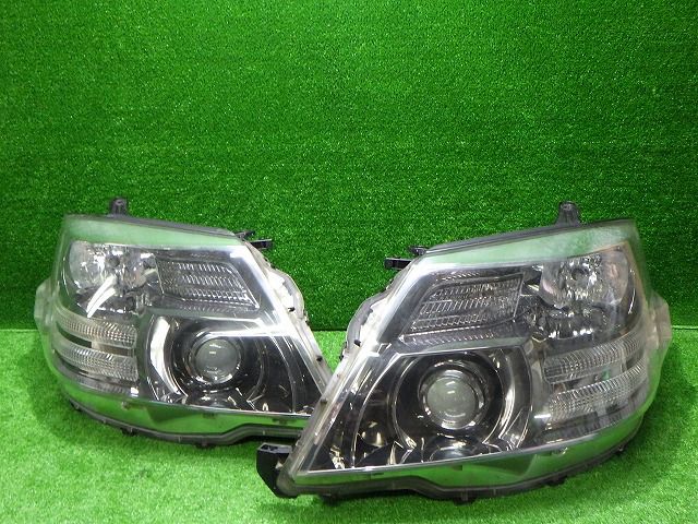 美品！　アルファード　10系　ヘッドライト　左右　HID トヨタ　TOYOTA 10アルファード ヘッドライト 左右 HID ANH MNH 10/15 後期 58