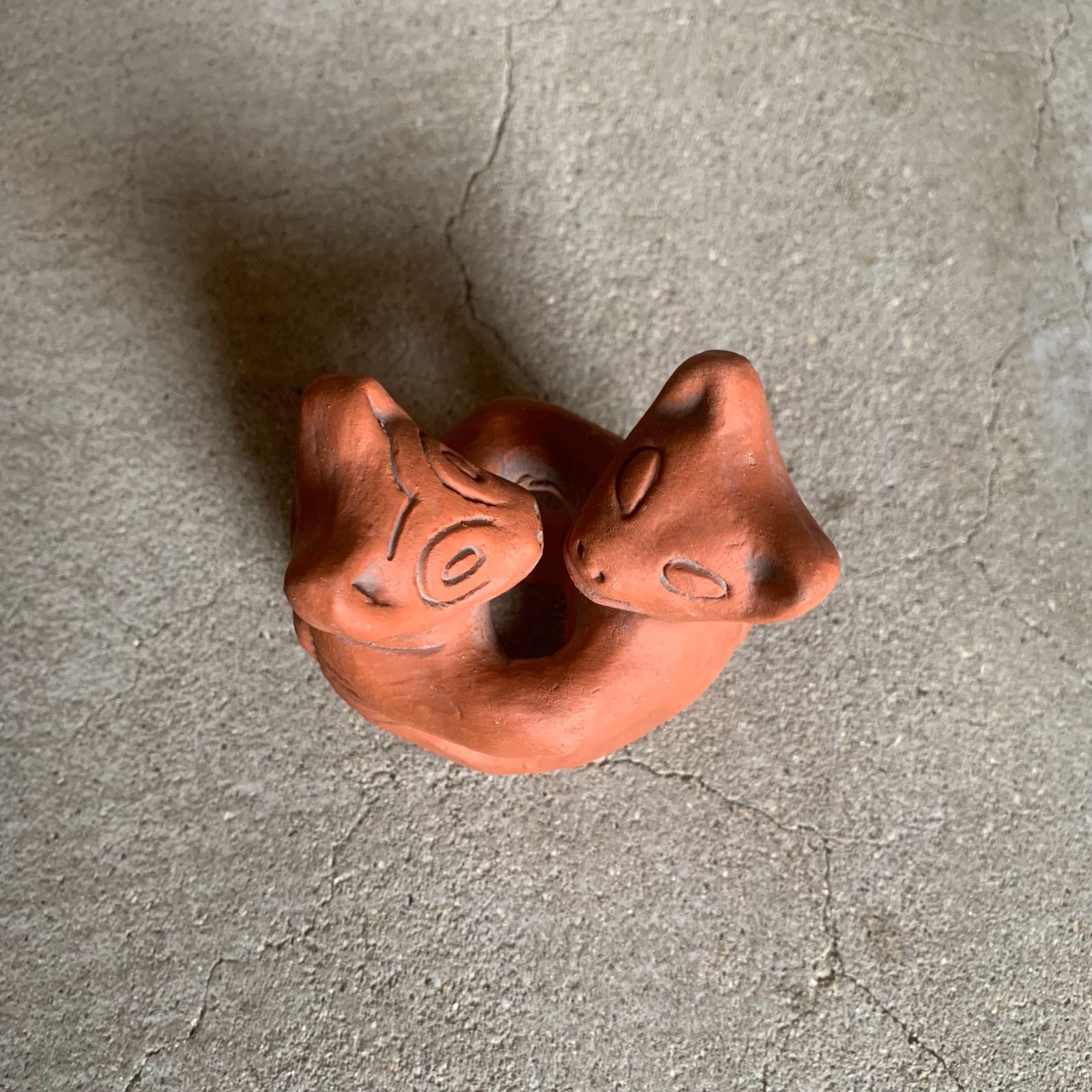 メキシコ トナラ 素焼き 土人形 ダンスするコリマ犬 フォークアート