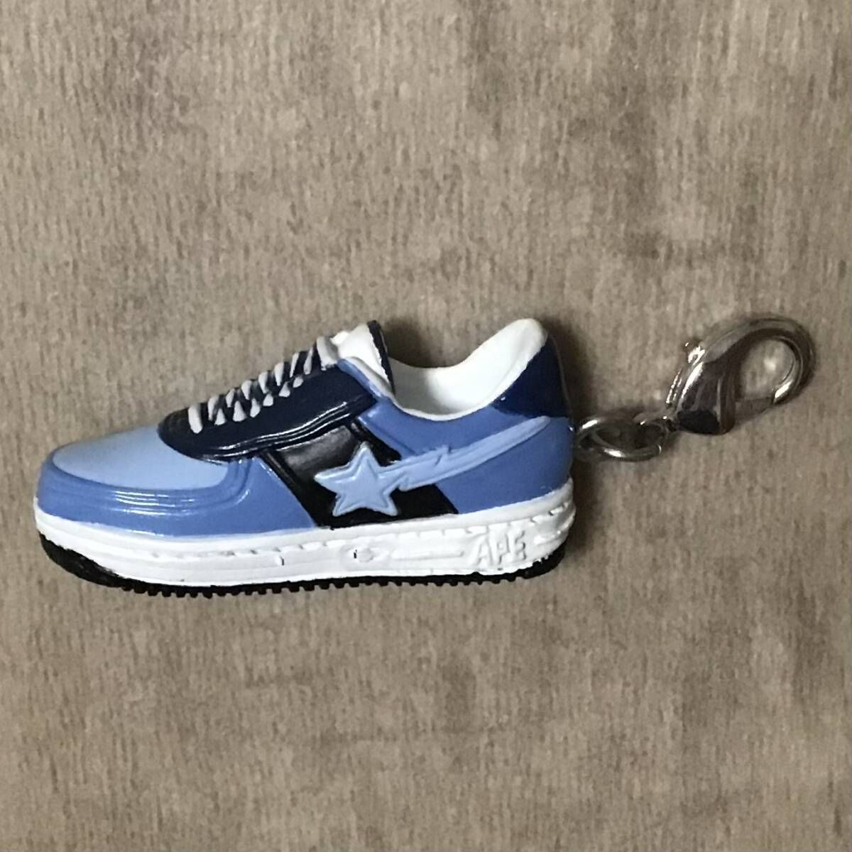 BAPE STA スニーカー キーホルダー a bathing ape ベイプ ☆新品☆ BAPE STA スニーカー キーホルダー a bathing ape BAPESTA