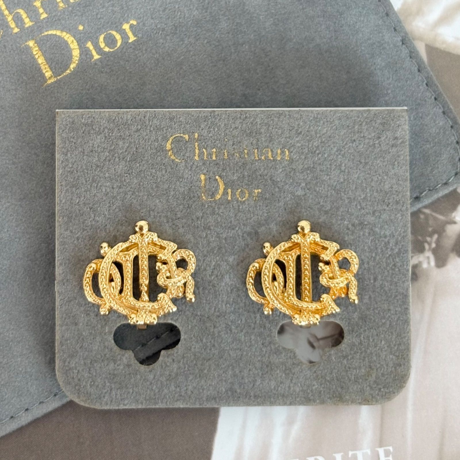 Dior イヤリング CD 旧ロゴ エンブレム GPメッキ クリップ式 ゴールド アクセサリー ピアス Christian Dior Vintage Earrings G 22273