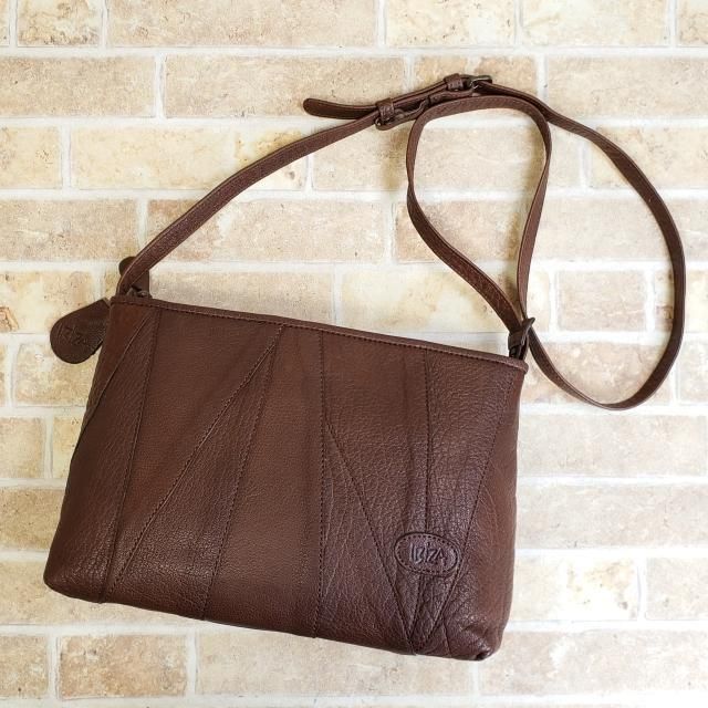 美品 IBIZA イビザ パッチワーク ショルダーバック カーキ H72757392 