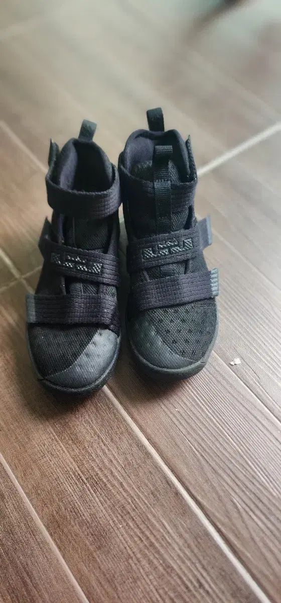 NIKE(ナイキ) スニーカー サンダル ( 200 )