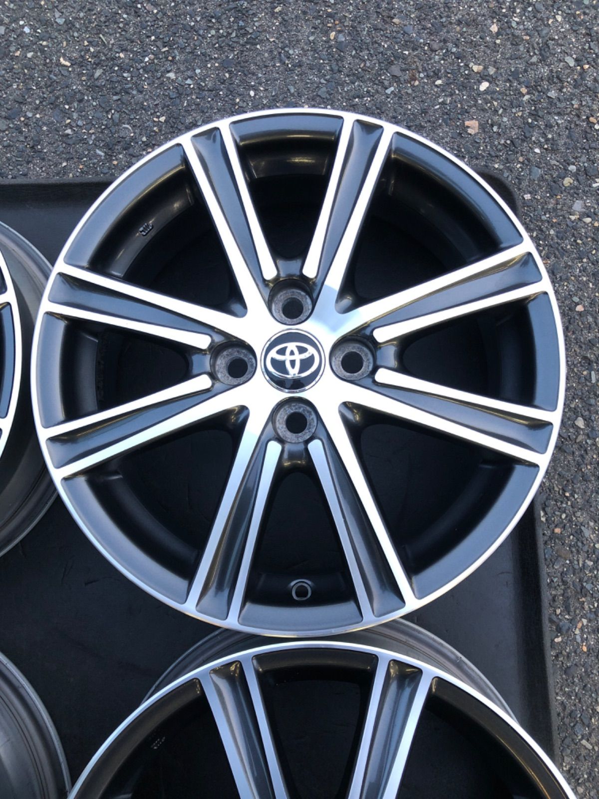 トヨタ カローラフィールダー 純正 アルミホイール 16インチ FFCRYSTALESIA_COM