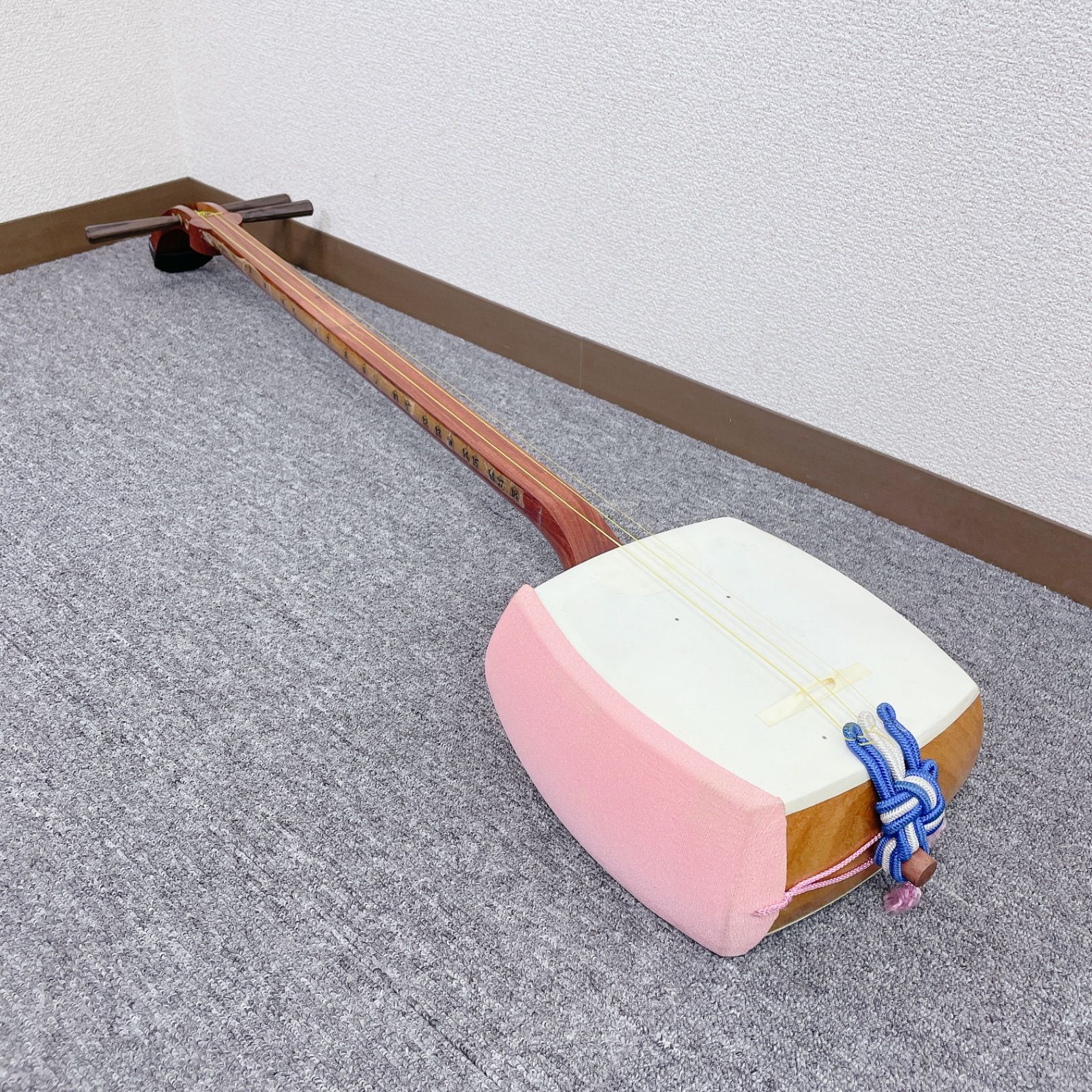 三味線 細棹 花梨 平溝 丸打胴 多数 和楽器 WWW_TRAVELLANDINDIA_COM