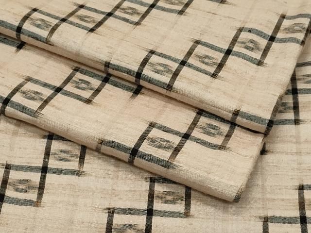 平和屋着物 上 国指定重要無形文化財 本場久米島紬 手織 白茶色地 CZAA3383s5
