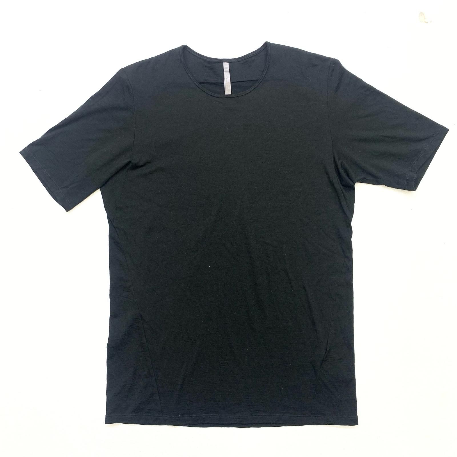 専用ページ 物流センター】 ARC´TERYX | アークテリクス 半袖Tシャツ Frame