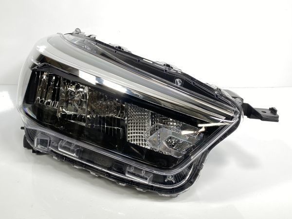 ライズ ロッキー 右ヘッドライト ロッキー ヘッドライト 左 LED 美品