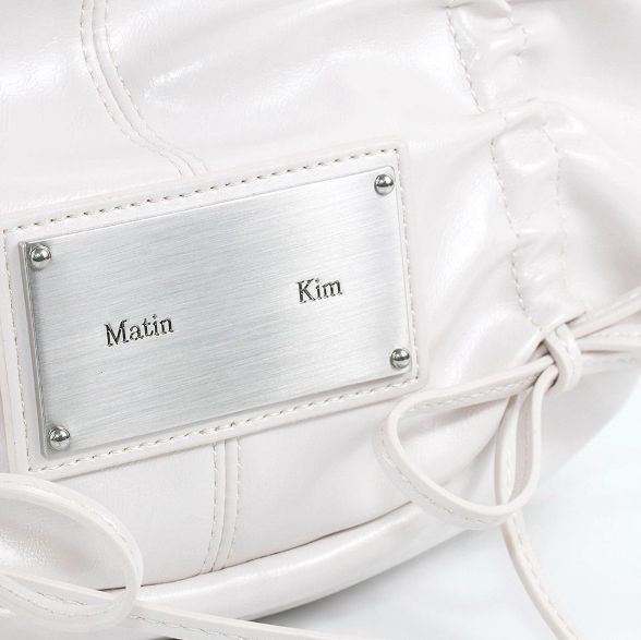 新品 韓国 Matin Kim マーティンキム ハンドバッグ ショルダーバッグ 新品 韓国 Matin Kim マーティンキム ハンドバッグ ショルダー