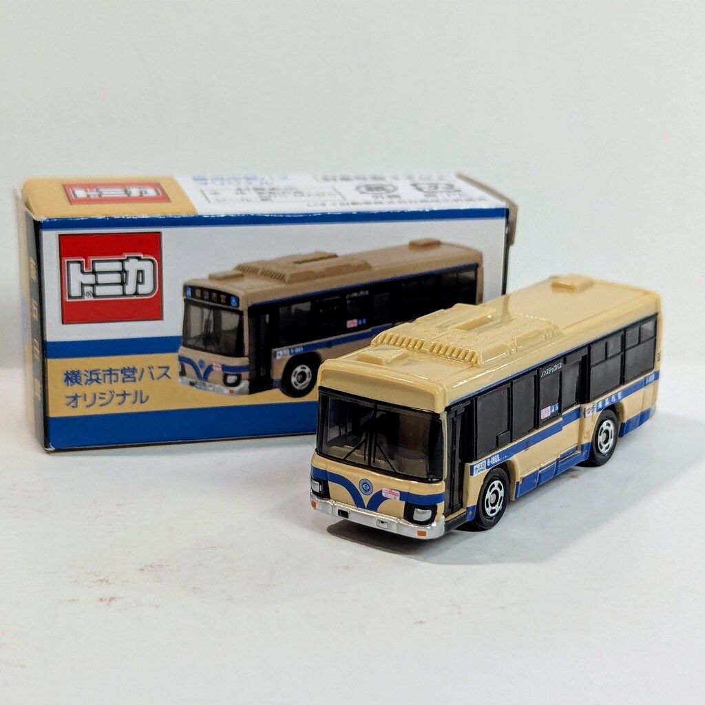 トミカ 横浜市営バス 3台セット 61AjVKG7zpL._UF894,1000_QL80_.jpg
