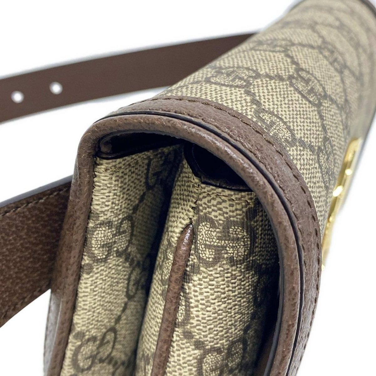 ベージュ×ダークブラウン