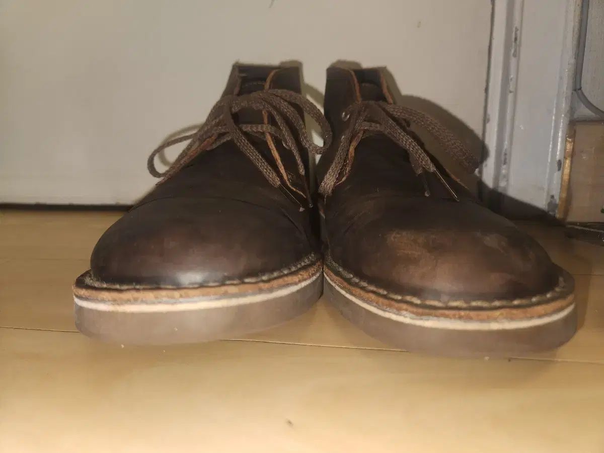  255 クラークス ブッシー エイカーズ 蜜蝋 デジャーデ ブーツ その他 ブーツ 革靴