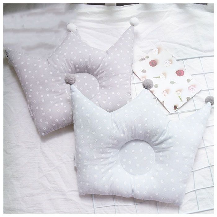☆ イエロー ☆ 赤ちゃん用まくら bpillow52 ベビー枕 ベビーまくら 赤ちゃんマクラ 赤ちゃん ベビー 枕 まくら ピロー 綿 コットン クラウン クラウン型 王冠 王冠型 かわいい おしゃれ 0歳 1歳 出産祝い お昼寝 おひるねアート 写真 撮影