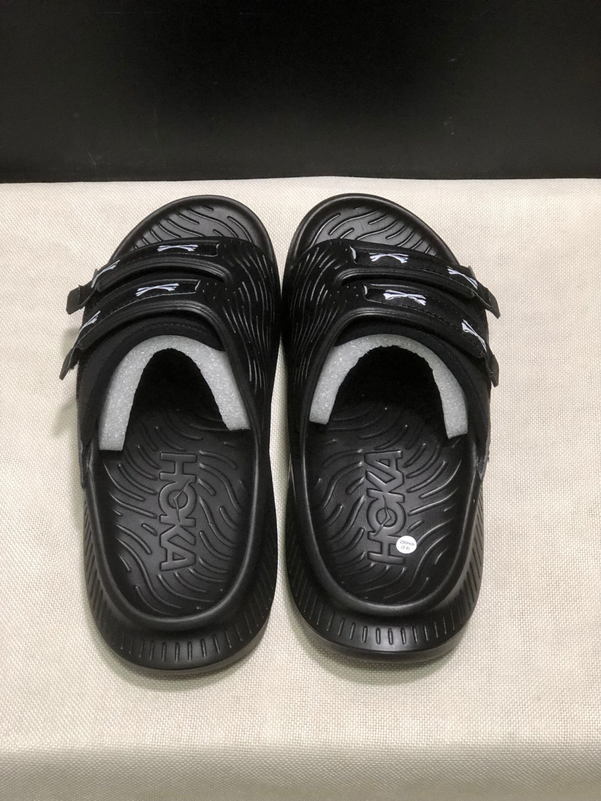 ☆新品未使用☆ダブルタップス　ホカオネオネ　サンダル 楽天市場】【未使用】HOKA ONEONE×WTAPS “ホカ オネオネ×ダブル