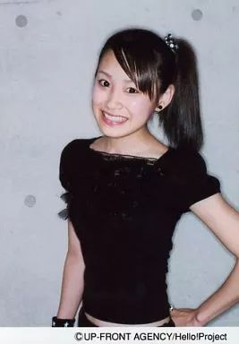 中古】生写真(ハロプロ) モーニング娘。/高橋愛/上半身・衣装黒・左手