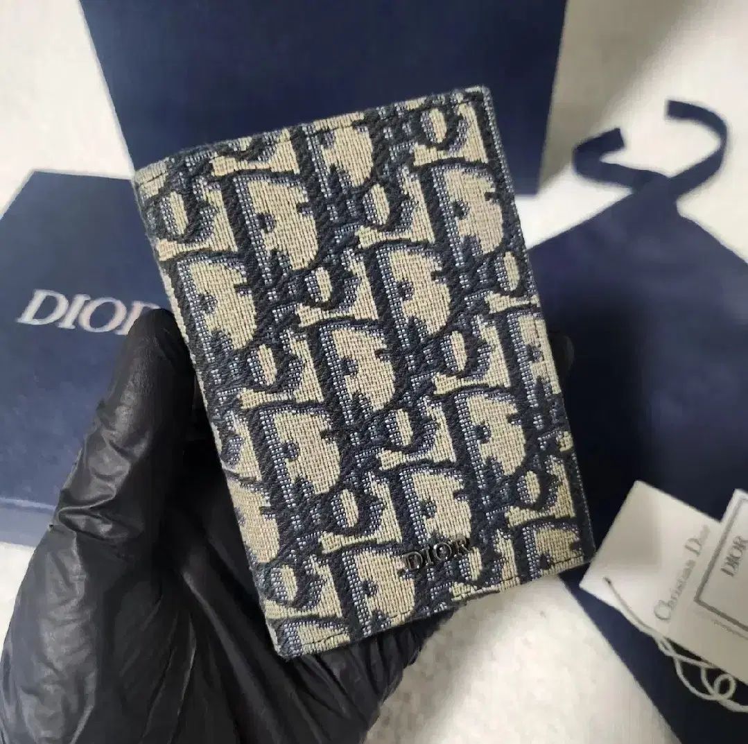 Christian Dior 三つ折り財布 ネイビー/ベージュ Christian Dior 三つ折り財布 ネイビー/ベージュ 中古・古着通販