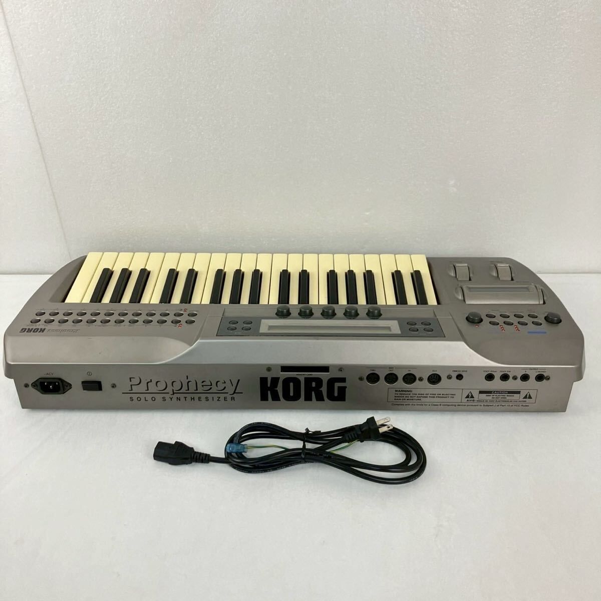 キーボード シンセサイザー