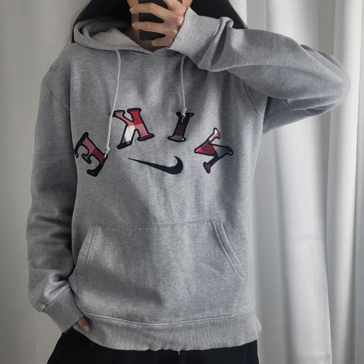 【雷市場（ポンジャン）商品韓国直送】 Nike(ナイキ） センター ビッグ マルチロゴ 裏起毛 フード付きTシャツ