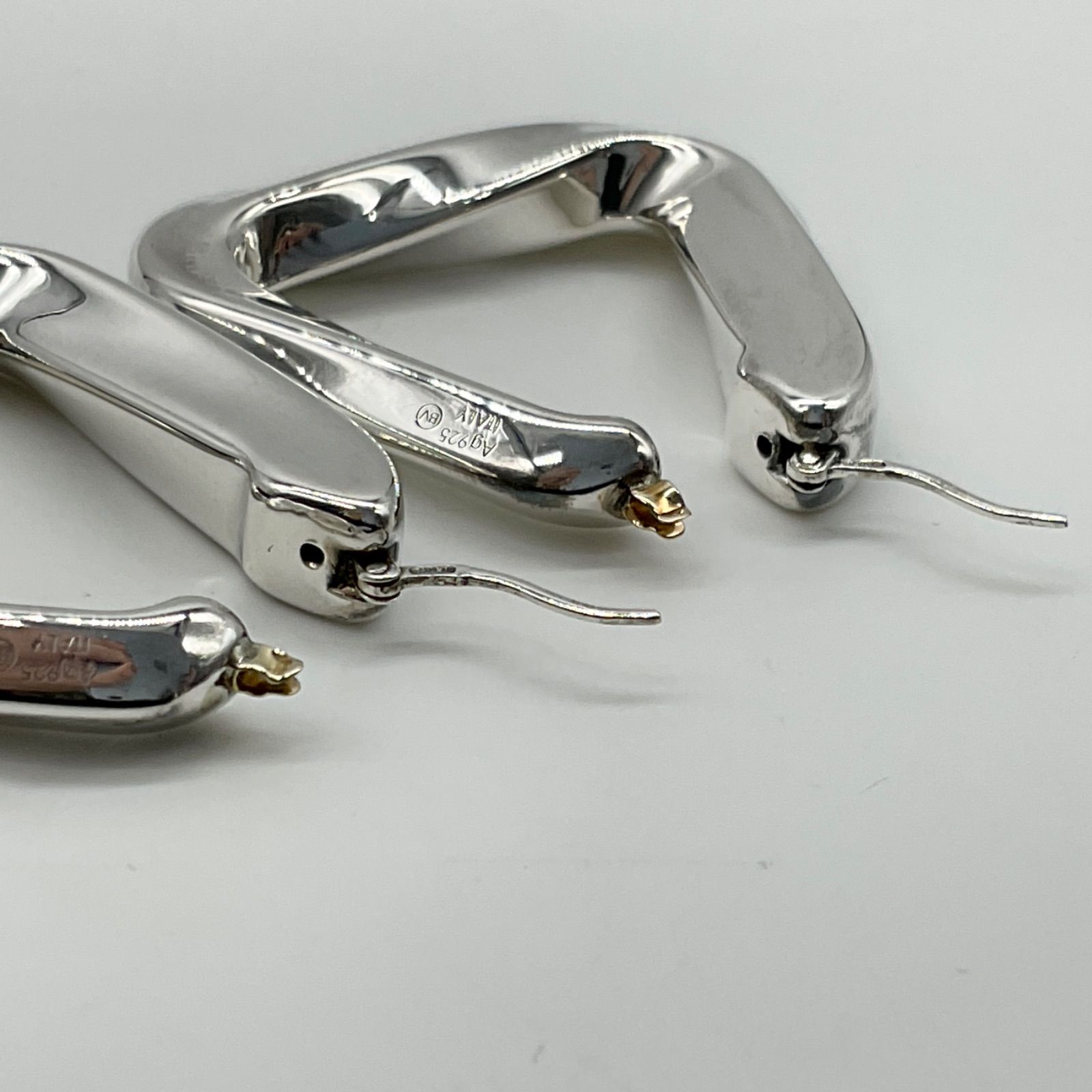 BOTTEGA VENETA ボッテガヴェネタ フープピアス エッセンシャル