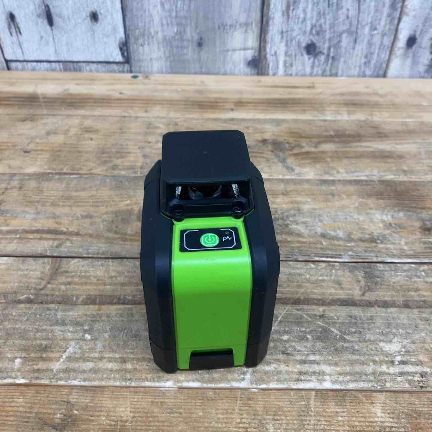 レーザー墨出し器