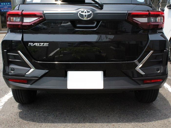 ライズ・ロッキー専用 リアフォグランプ＆リアバンパー