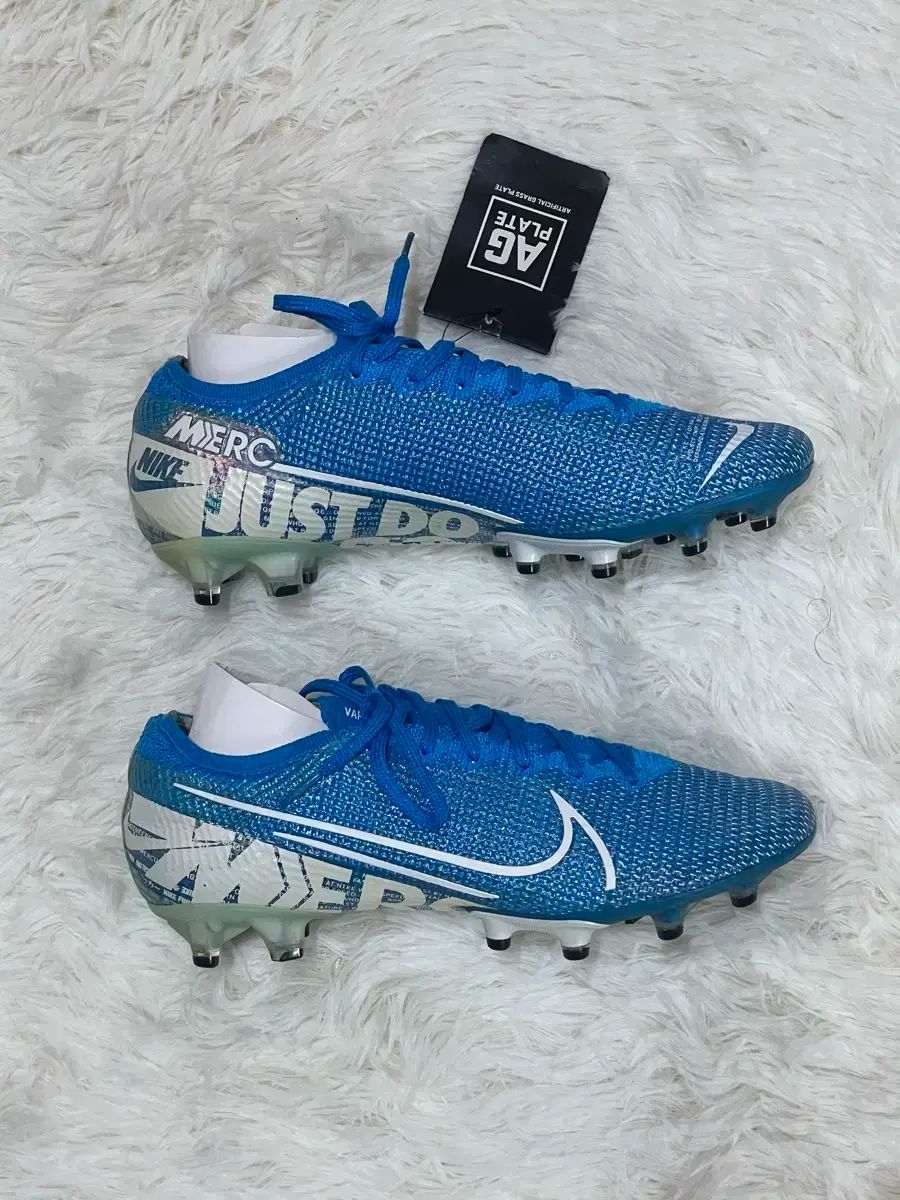 ナイキヴェイパー13エリートAG マーキュリアルウェイパー13エリートag