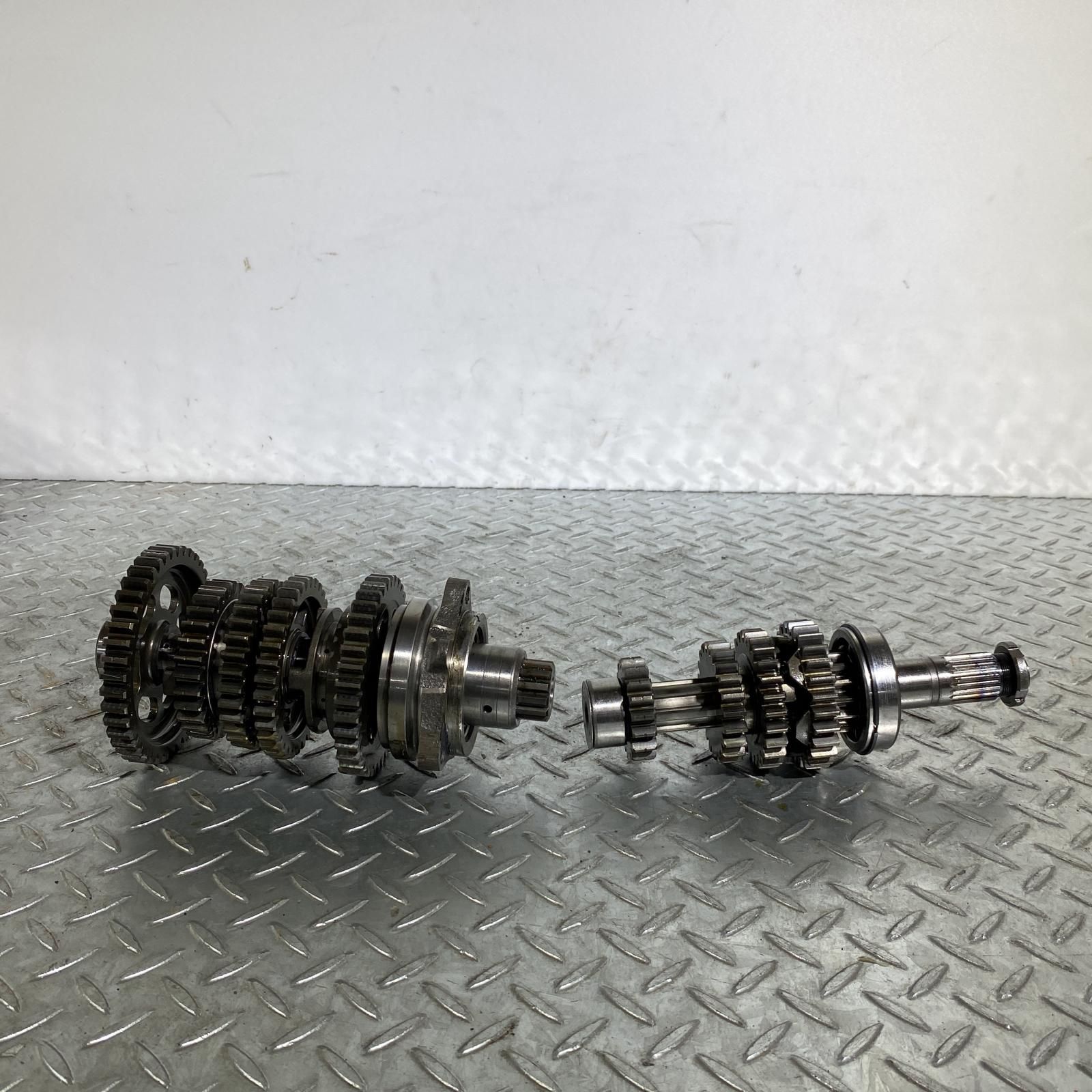 CB750