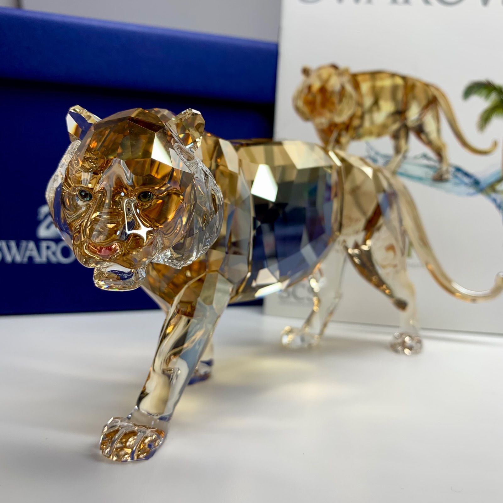 新品 Swarovski スワロフスキー 置物 2022年干支 寅 Tiger ...