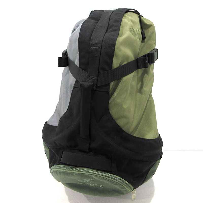 三重本店 ARC TERYX アークテリクス リュック デイパック BEAMSコラボ SEBRIN バックパック カーキ×グレー 121