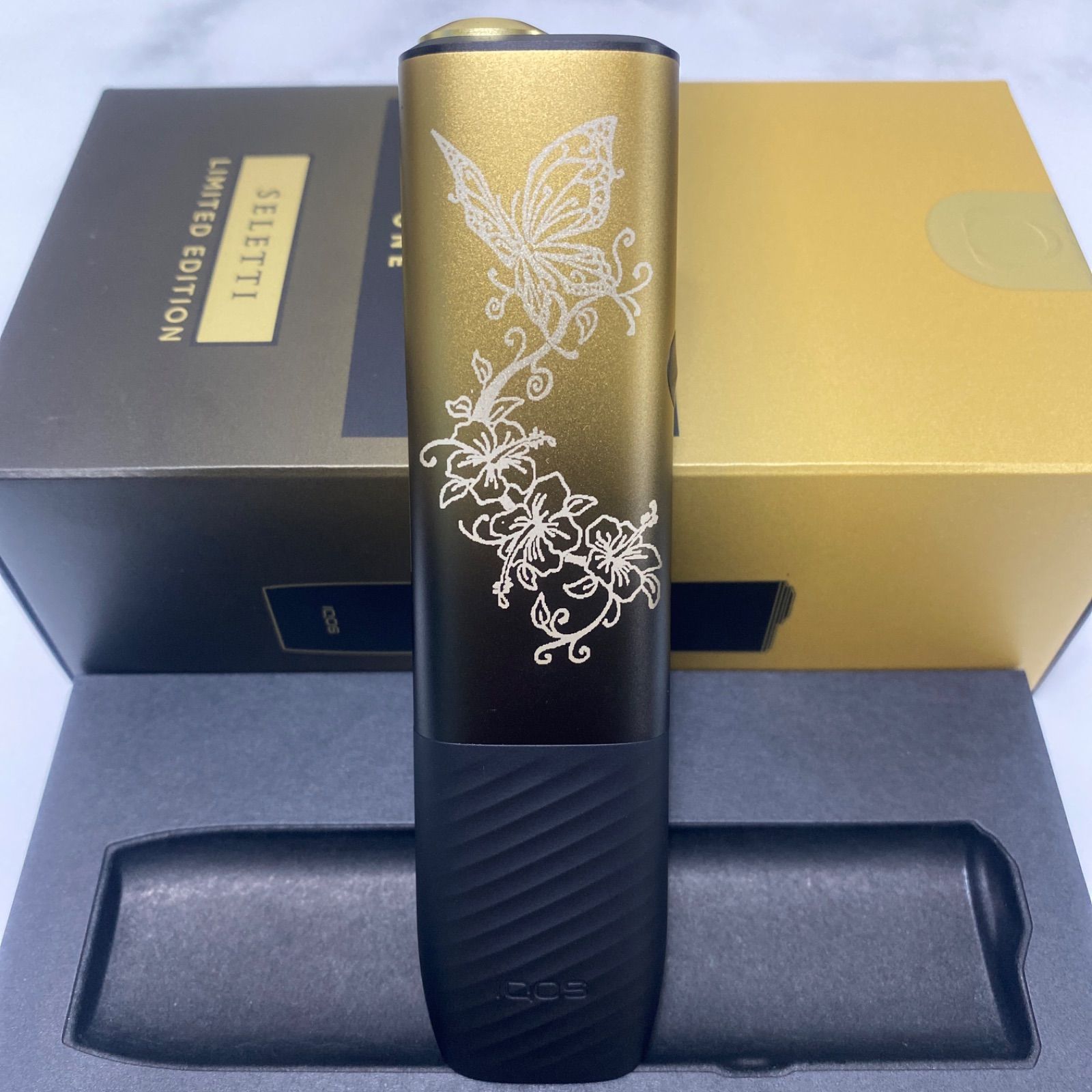 アゲハ蝶 加工 iQOS ILUMA i ONE アイコス イルマ i ワン セレッティ ゴールド ブラック 金 黒 色 蝶 蝶々 バタフライ 花 華 フラワー オリジナル カスタム