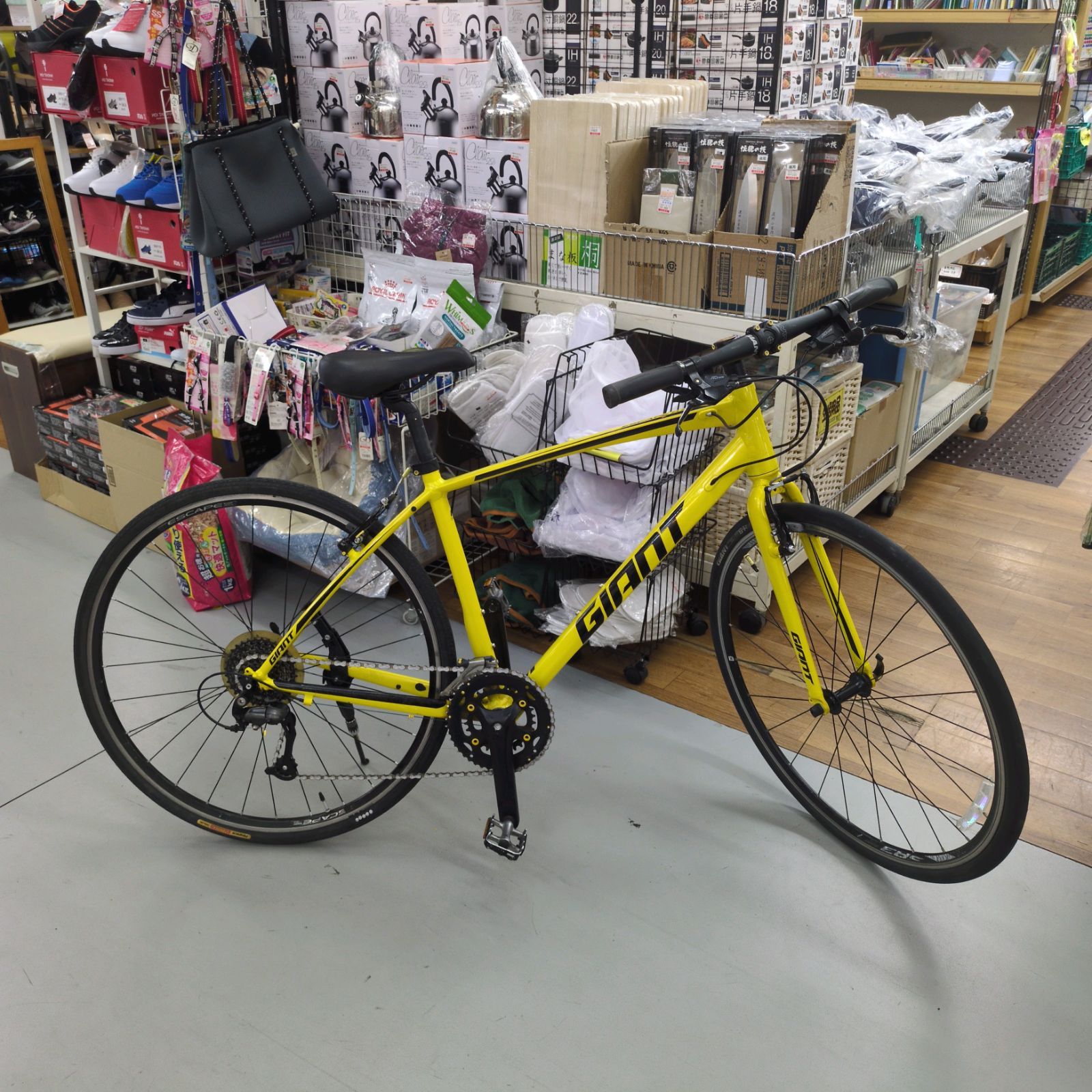 J505 ☆ギア訳あり☆クロスバイク☆GIANT☆ESCAPE RX☆2✕8段☆700✕28C