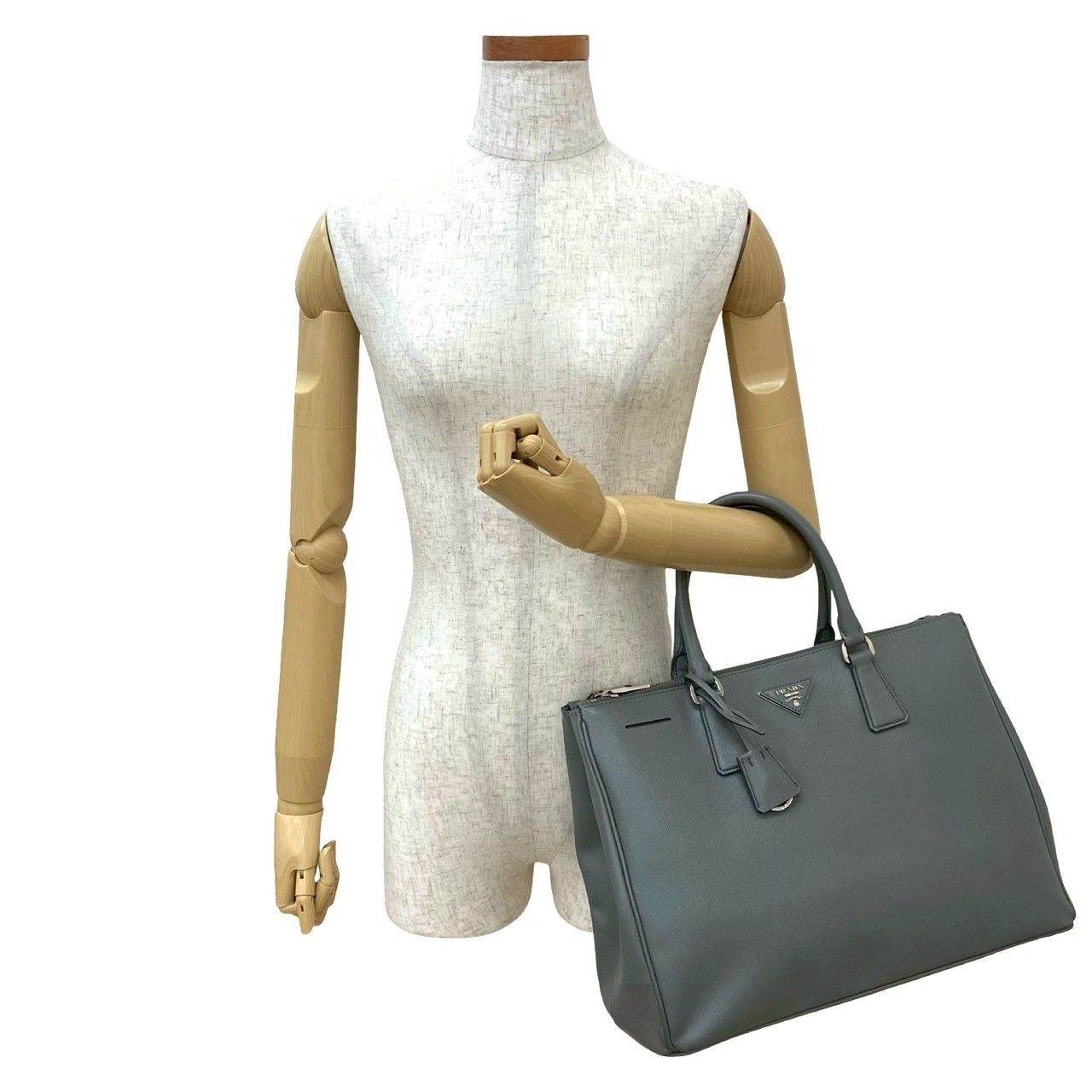 極 美品 希少品 保存袋付 PRADA プラダ 三角ロゴ トライアングル