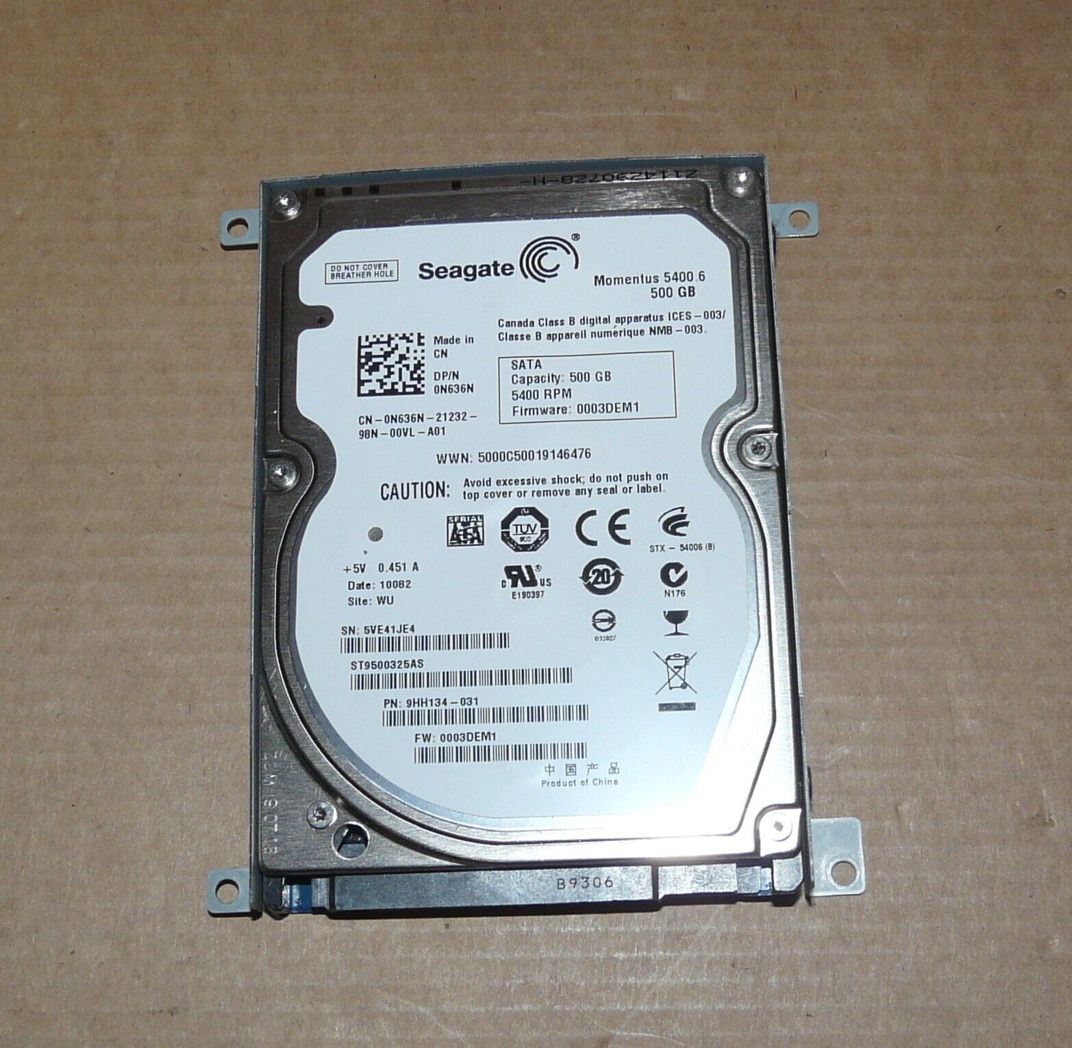 DELL STUDIO 1555 PP39L ディスク DUR HDD?SEAGATE? 500GB？ディジーヌ + キャディコンター