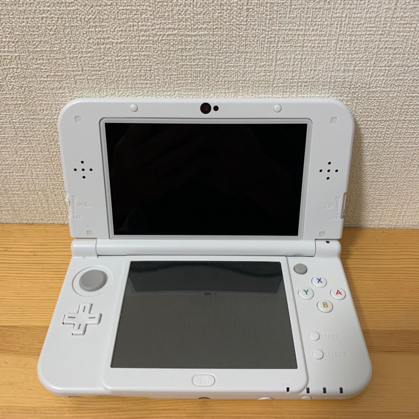 贈答品 美品 Newニンテンドー3DS LL パールホワイト本体 ソフト10本