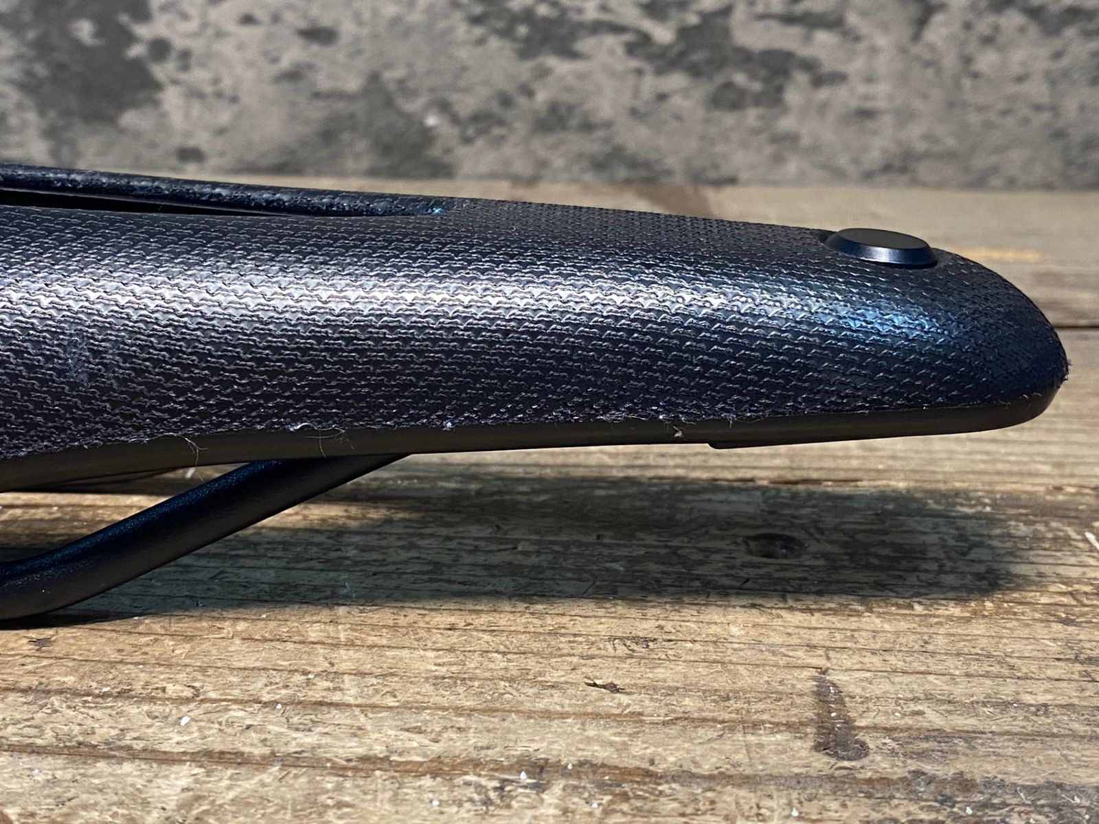 IW322 ブルックス BROOKS CAMBIUM C15 CARVED サドル 黒 - メルカリ