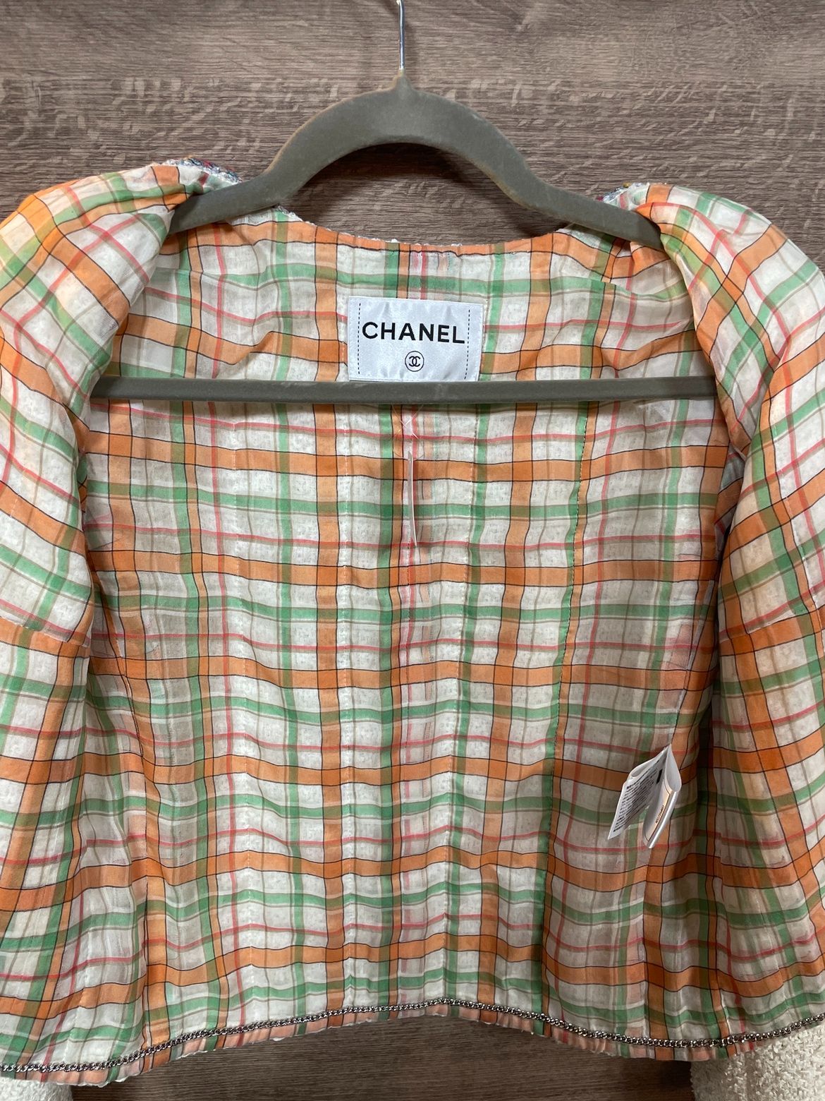 ☢ CHANEL