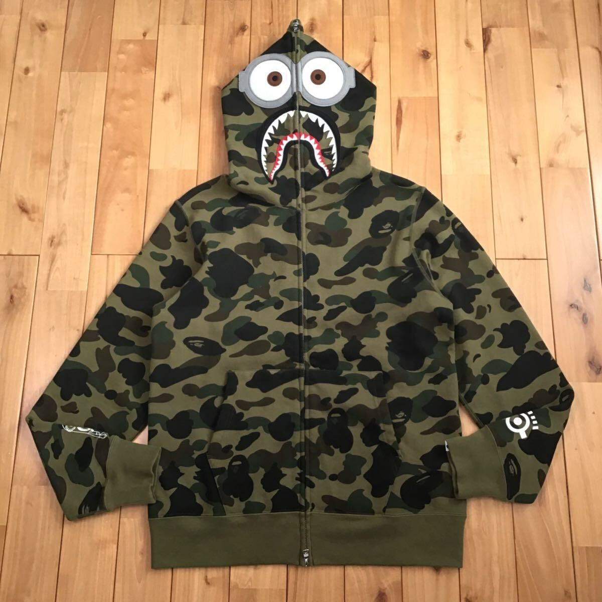 ミニオン シャーク パーカー Lサイズ a bathing ape BAPE camo MINIONS 