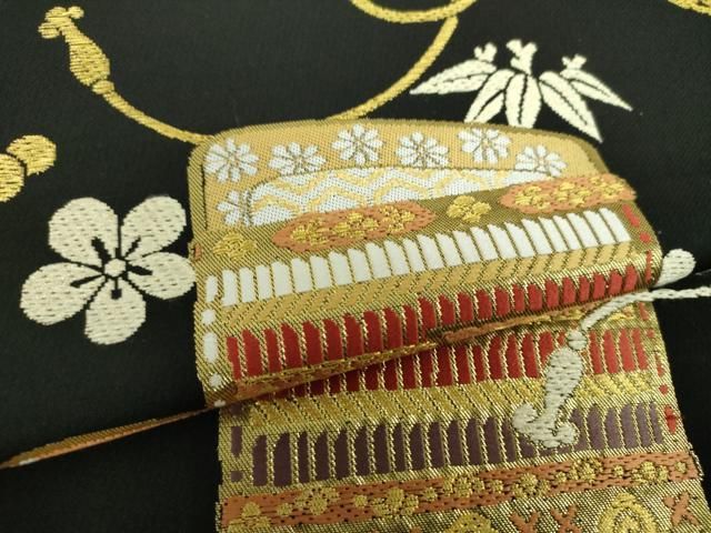 平和屋着物○西陣 全通柄 本袋帯 松竹梅鎧文 黒地 金銀糸 上代25万