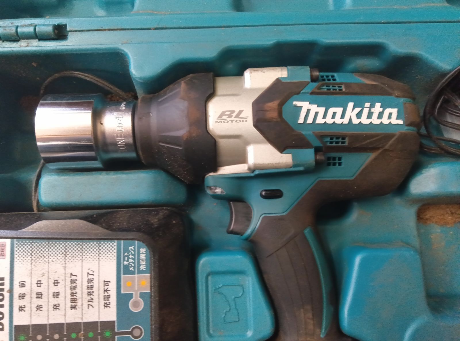 ??????充電式インパクトレンチTW1001D