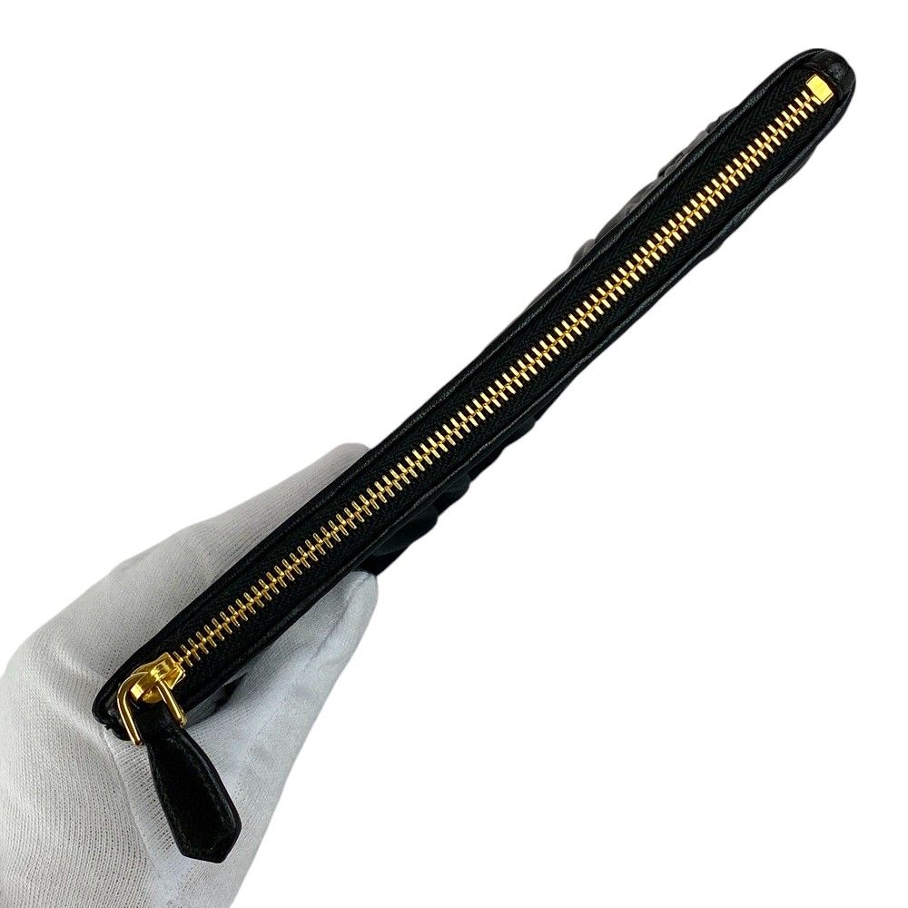 □未使用□ プラダ 巾着 ポーチ ギャザー 小物入れ レザー ブラック  