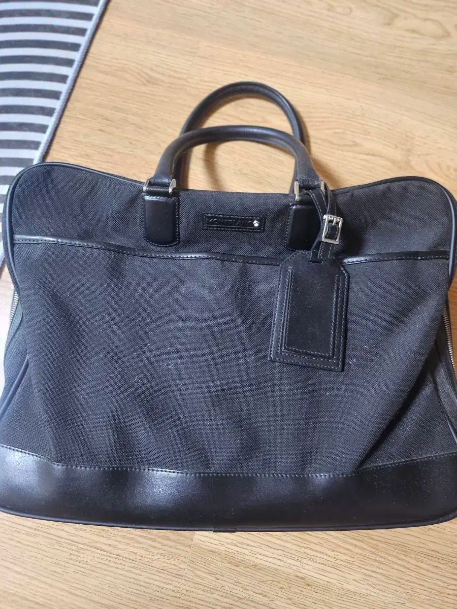 モンブラン 4810 ウェストサイドスリム ドキュメントケース モンブラン