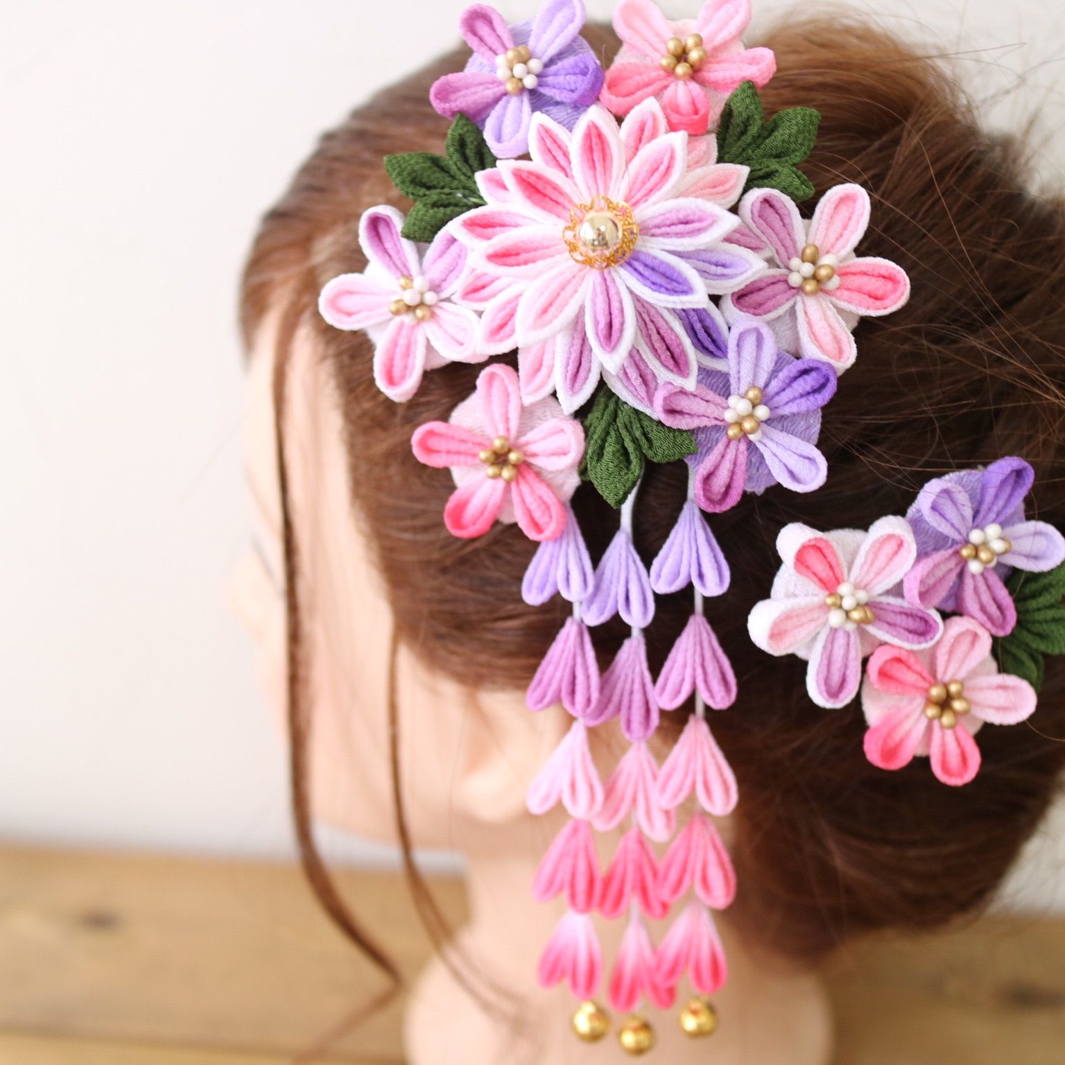 囲み】3055 つまみ細工 髪飾り 成人式 七五三入学卒業