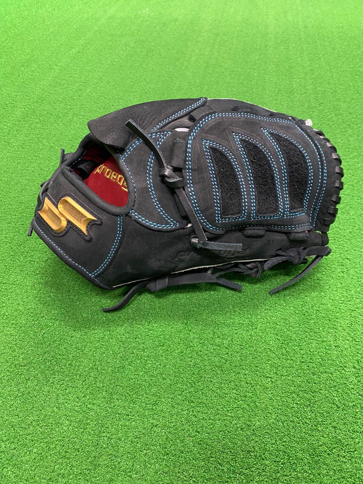 SSK 硬式　投手用 プロエッジ　限定 SSKプロエッジ限定グラブ硬式用 投手（右投） SSK エスエスケイ 硬式