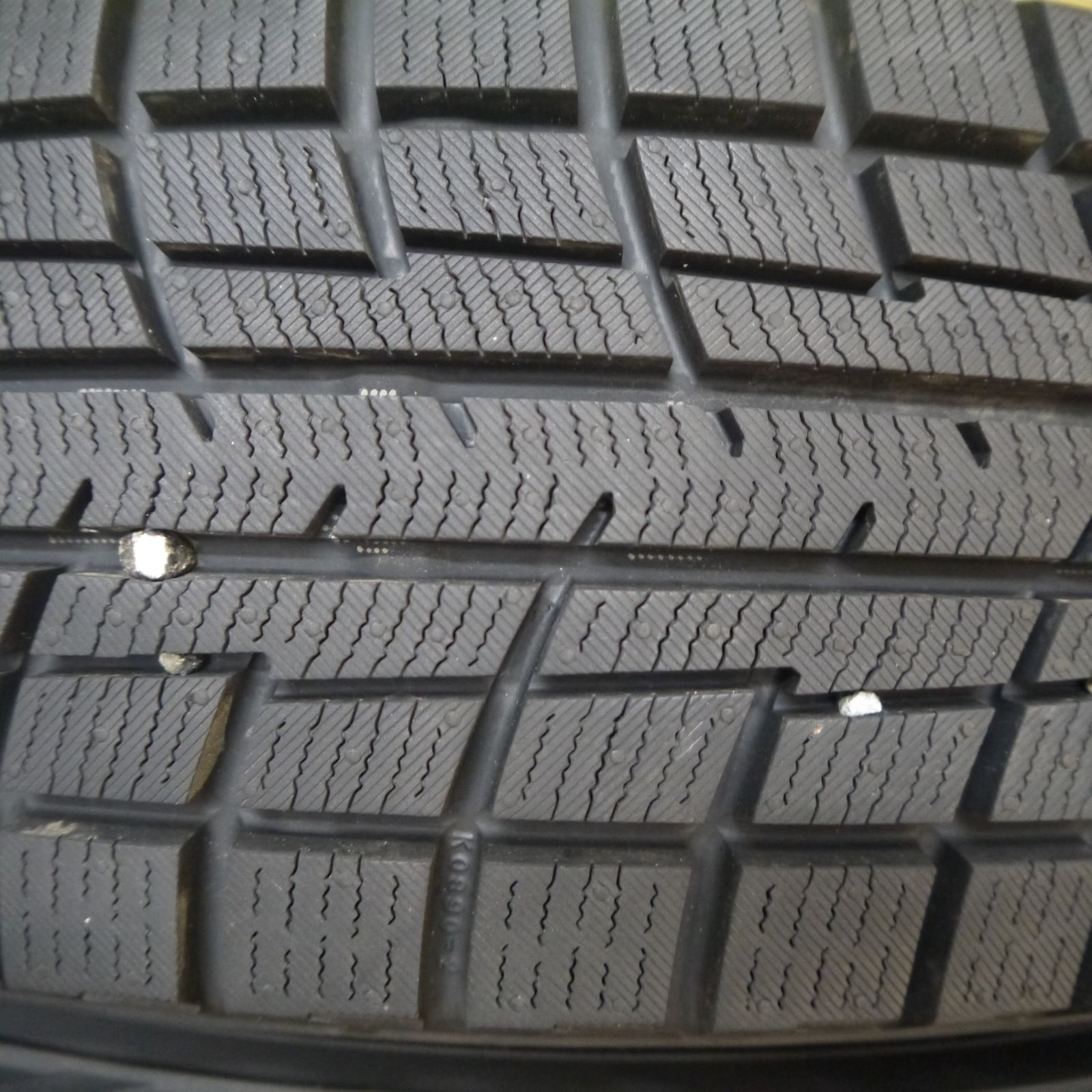 超バリ溝！キレイ！ほぼ10分☆スタッドレス 165/70R14 グッドイヤー 